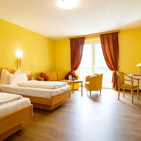 Hotel Garni Poelzl Deutschlandsberg Extérieur photo