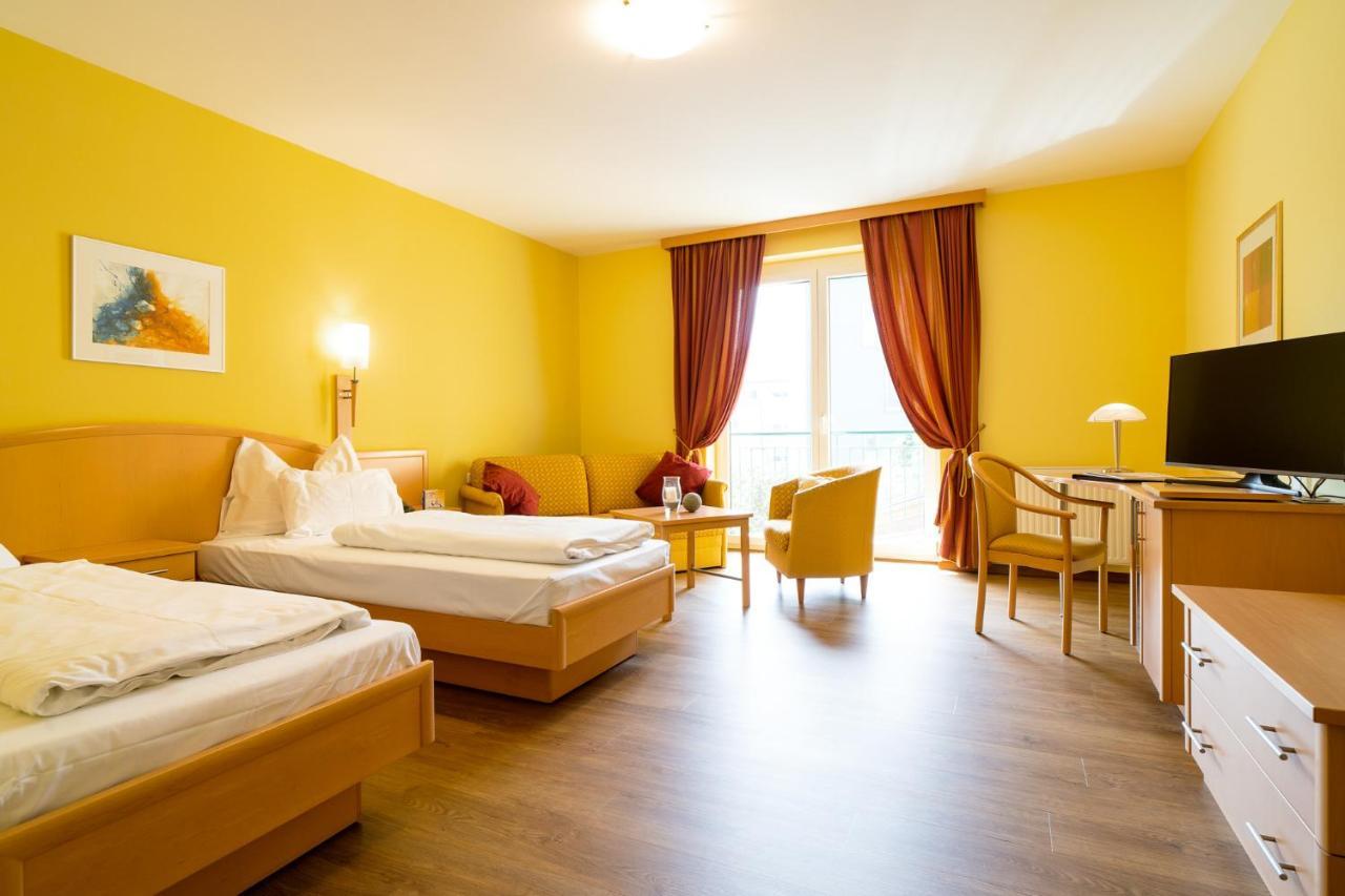 Hotel Garni Poelzl 4*