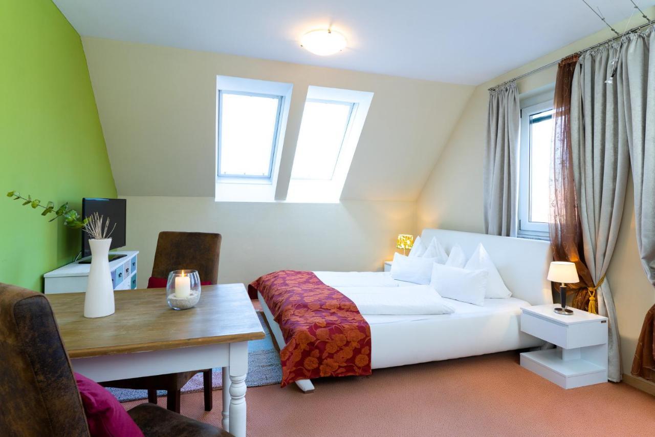Hotel Garni Poelzl 4*